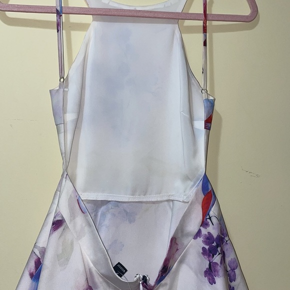 Womens New Windsor Floral Print Backless Dress - Picture 6 of 7
